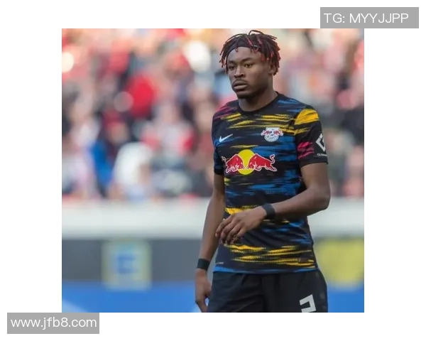 英超赛场惊现冷门AC米兰以3-0战胜莱比锡引发全场震动