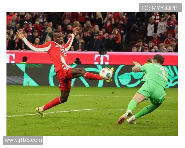 西甲焦点战国米险胜尤文乌龙球引发争议判罚全场沸腾