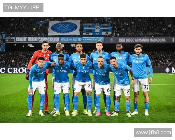 意甲激战：那不勒斯逆转里昂引发争议判罚全场沸腾