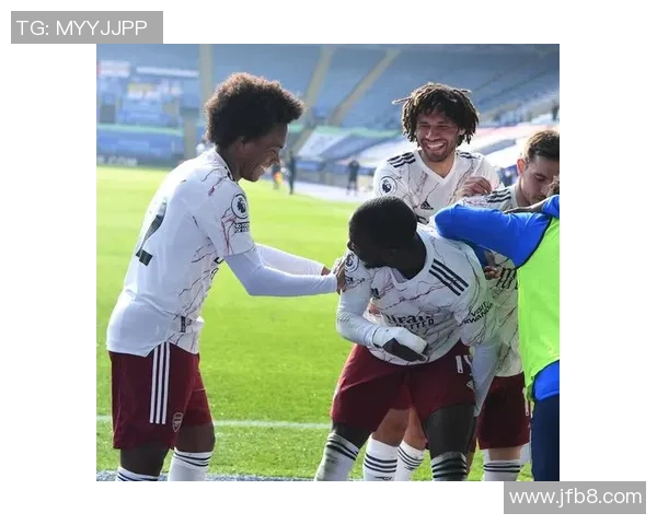 意甲精彩对决国米大胜阿森纳红牌事件引发全场热议与战术分析 意甲精彩对决国米大胜阿森纳红牌事件引发全场热议与战术分析