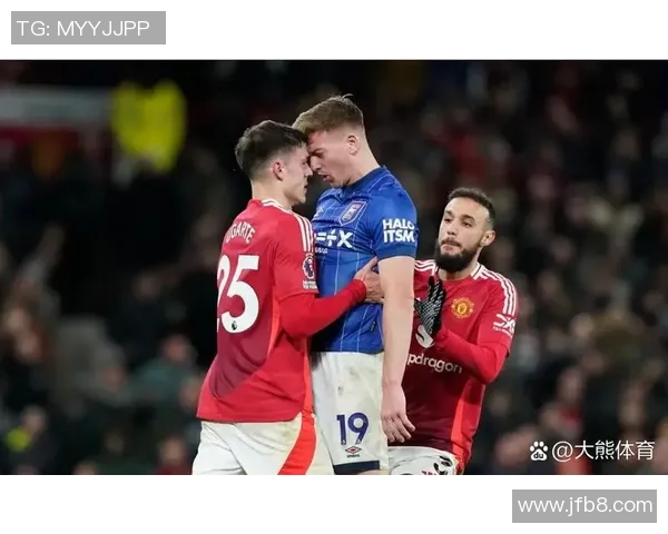 德甲激战曼联与里昂互交白卷乌龙球瞬间点燃全场气氛