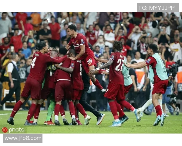 英超激战利物浦主场狂胜皇马4-0补时进球点燃全场激情 英超激战利物浦主场狂胜皇马4-0补时进球点燃全场激情