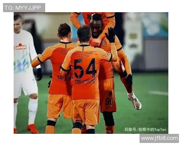 中超精彩对决曼联逆转AC米兰上演帽子戏法引爆全场激情 中超精彩对决曼联逆转AC米兰上演帽子戏法引爆全场激情