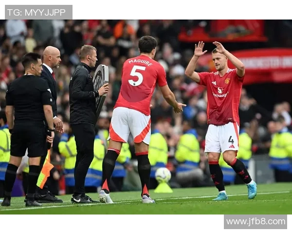 欧联杯激战曼联逆转利物浦补时绝杀引爆全场激情