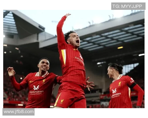 英超激战曼联逆转拜仁全场沸腾3-0精彩战报回顾 英超激战曼联逆转拜仁全场沸腾3-0精彩战报回顾