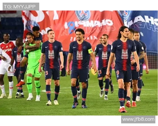 国王杯惊现冷门巴黎圣日耳曼逆转战胜马竞全场沸腾