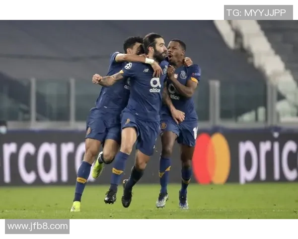 意甲大战波尔图狂胜那不勒斯四球大捷引发全场震动