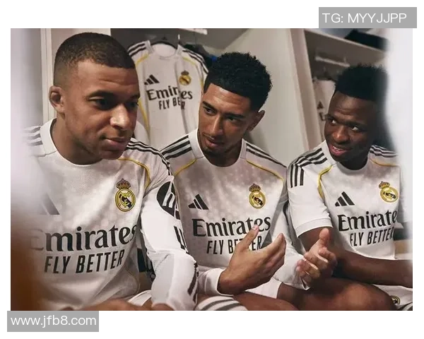 欧冠激战：巴黎圣日耳曼小胜皇马红牌争议引发全场热议与战术分析